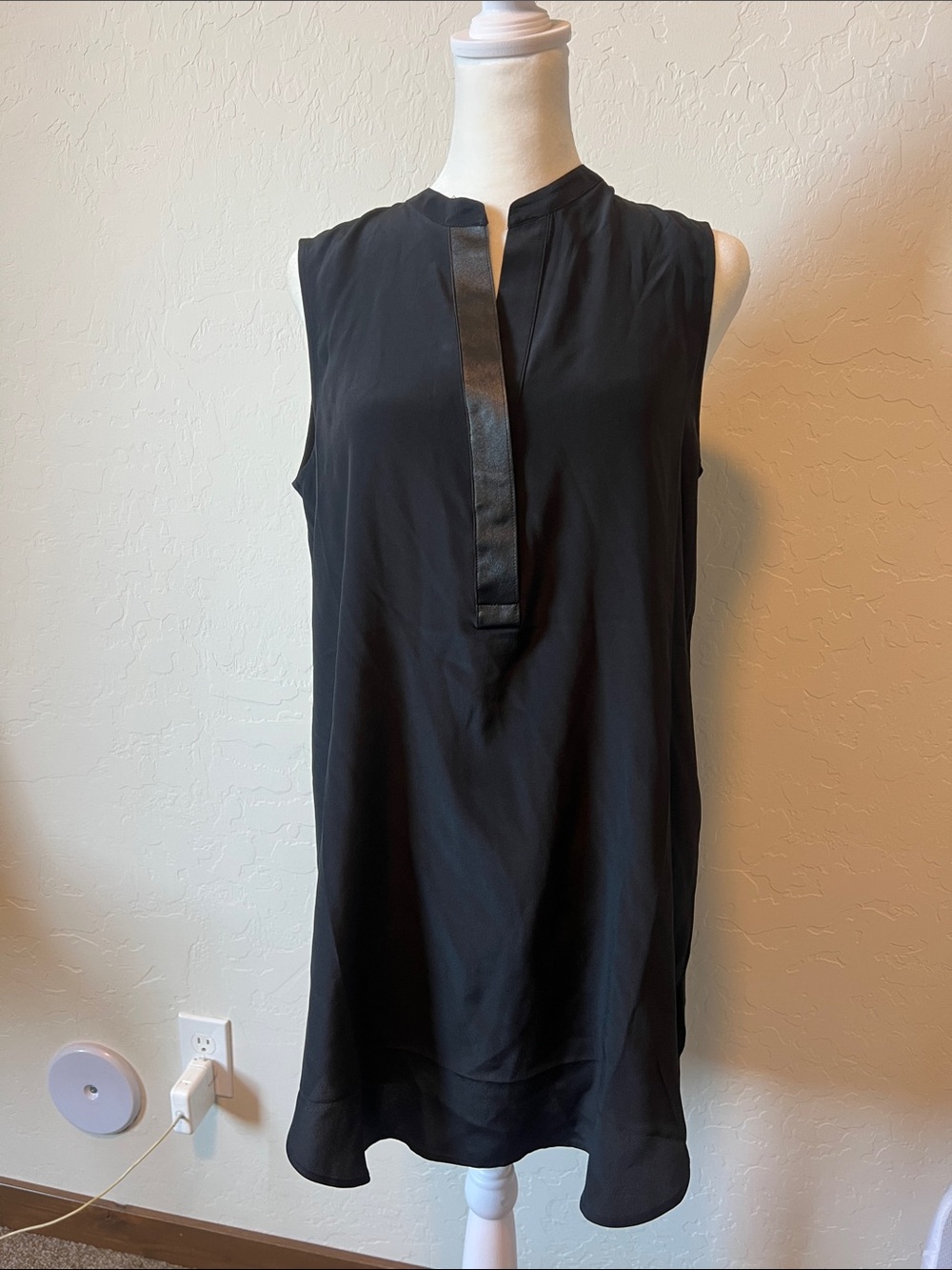 Acrobat Black Sleeveless Silk Blouse Leather Trim Bishop Collar Top Oversized S